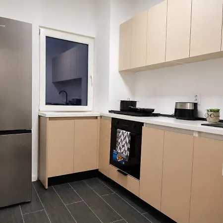 Ultracentral 1 Bedroom With Parliament View *