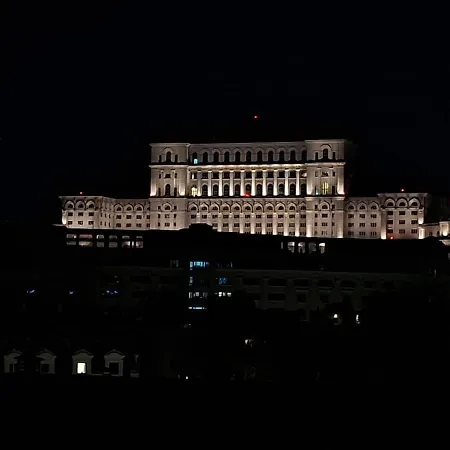 Ultracentral 1 Bedroom With Parliament View * Boekarest